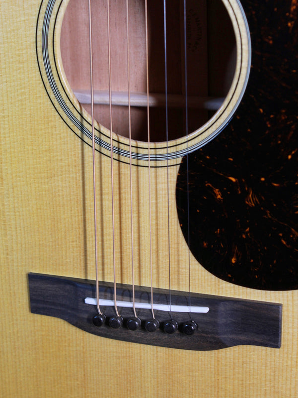 Martin 000-18 Standard Series Mahogany / Spruce Acoustic Guitar