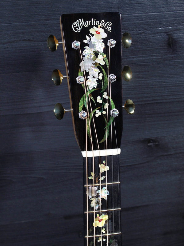 Martin O’ahu K-42 Hibiscus – Limited Edition Toasted Burst Koa Acoustic Guitar