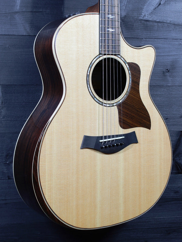 Pre-Owned Taylor 814ce DLX Rosewood / Spruce Acoustic-Electric Guitar