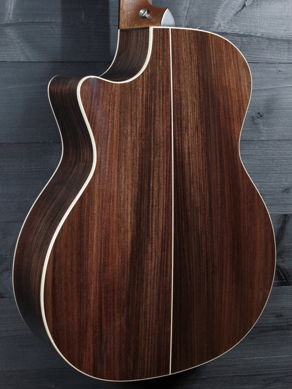 Pre-Owned Taylor 814ce DLX Rosewood / Spruce Acoustic-Electric Guitar