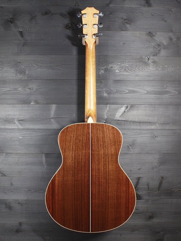 Pre-Owned Taylor 816e Grand Symphony Acoustic-Electric Guitar – Used / Consignment