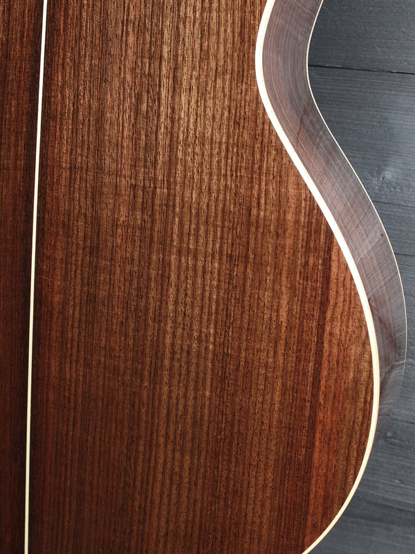 Pre-Owned Taylor 816e Grand Symphony Acoustic-Electric Guitar – Used / Consignment