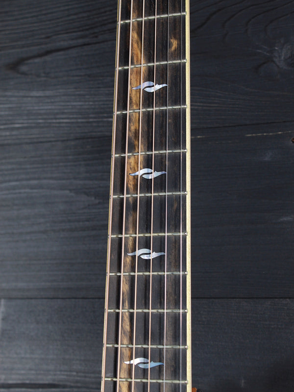 Pre-Owned Taylor 816e Grand Symphony Acoustic-Electric Guitar – Used / Consignment