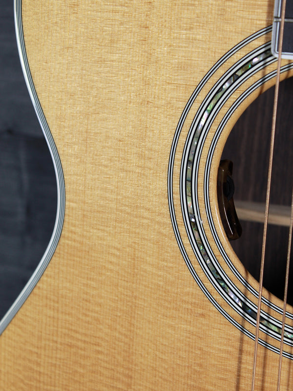 Pre-Owned Martin J-40 — 1996 Very Good Condition