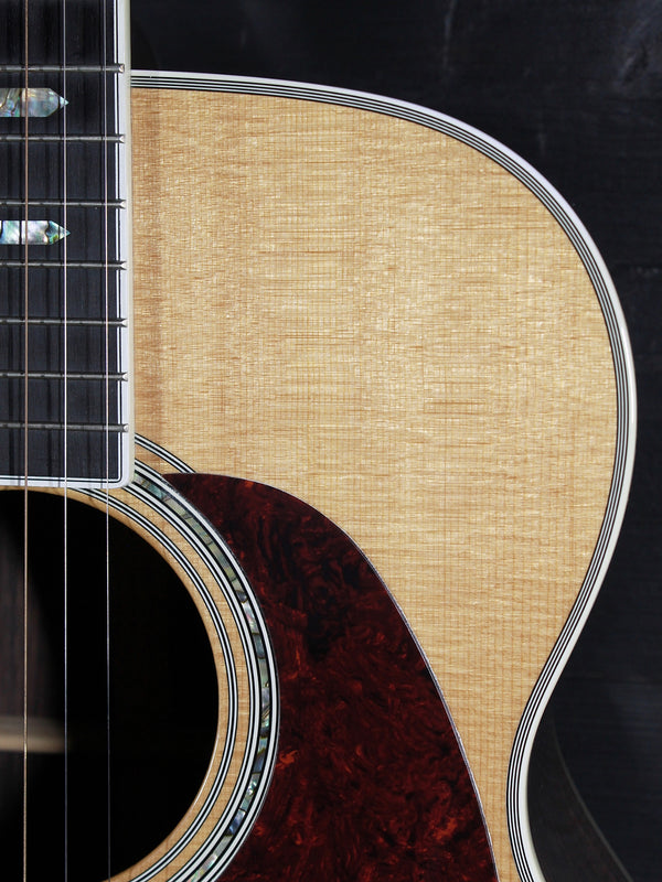 Pre-Owned Martin J-40 — 1996 Very Good Condition