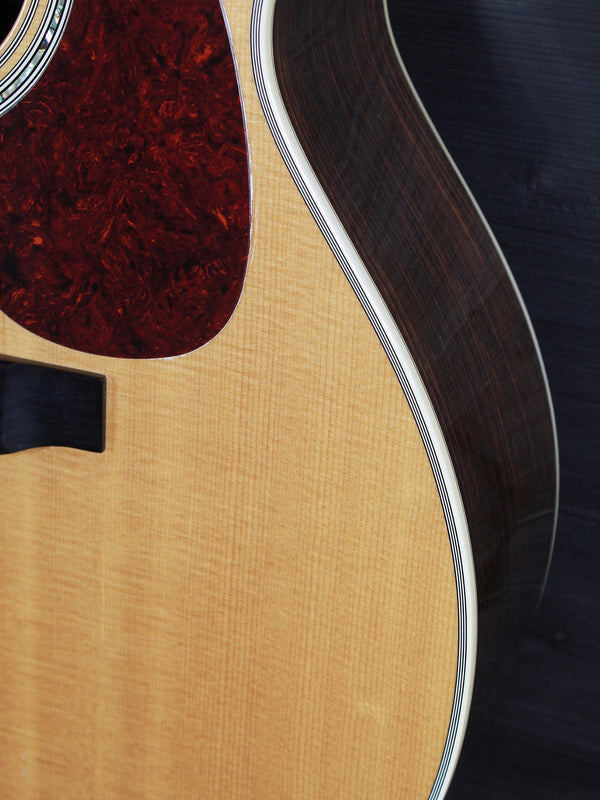 Pre-Owned Martin J-40 — 1996 Very Good Condition