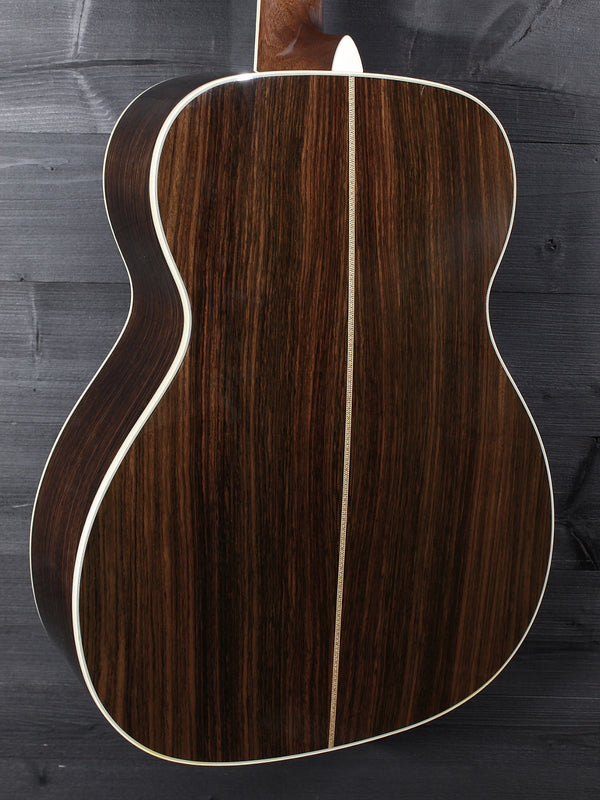 Pre-Owned Martin J-40 — 1996 Very Good Condition