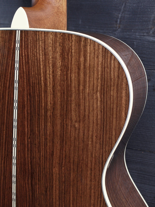 Custom Shop Martin OM — Engelmann Spruce / East Indian Rosewood / 1933 Ambertone