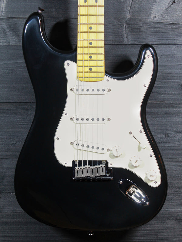 Fender American Strat Pre-Owned c.2004 — Black