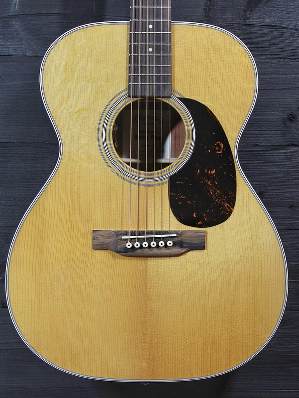 Martin 000E Retro Plus Granadillo — Road Series — Acoustic-Electric Guitar