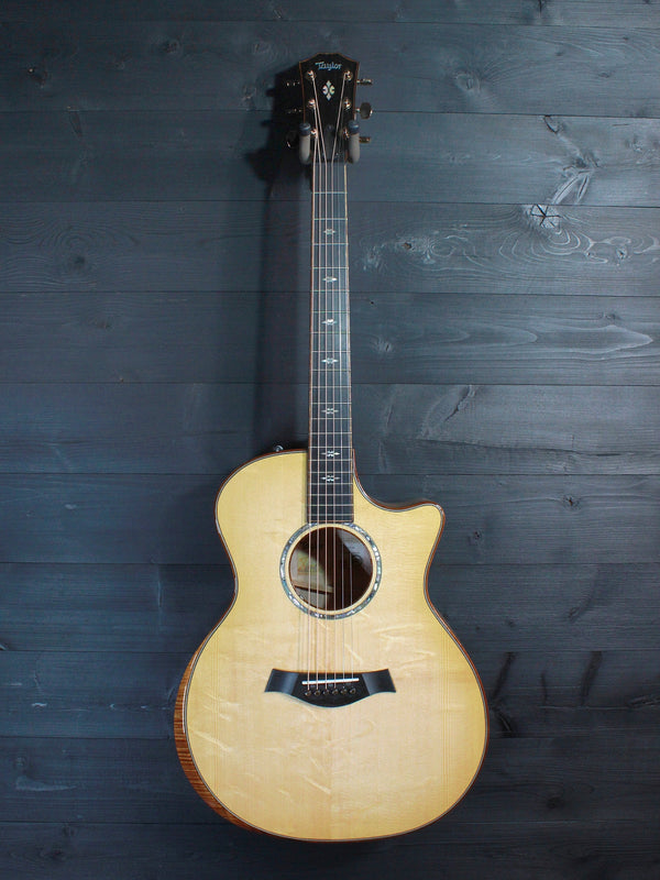 Taylor Custom Maple Grand Auditorium Acoustic-Electric Guitar Antique Blond w/ Koa Trim