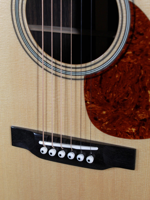 Bourgeois Guitars Touchstone Vintage OMV/TS Rosewood / Spruce Acoustic Guitar