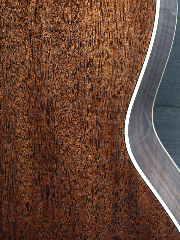 Bourgeois Guitars Touchstone Standard LDBS/TS 00 14-Fret Sunburst Acoustic Guitar