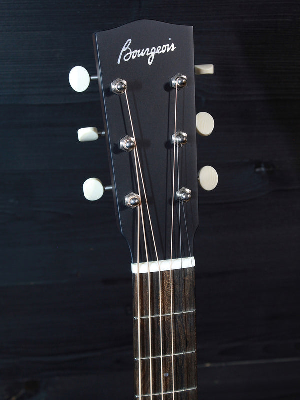 Bourgeois Guitars Touchstone Standard LDBS/TS 00 14-Fret Sunburst Acoustic Guitar