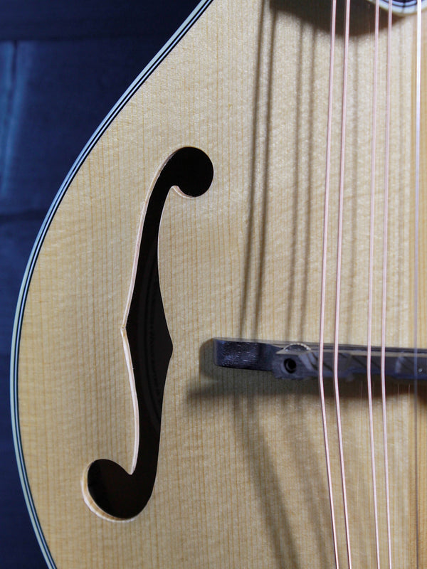 Bourgeois M5A Mandolin Full Aged Maple / Adirondack Hand Crafted A-Style