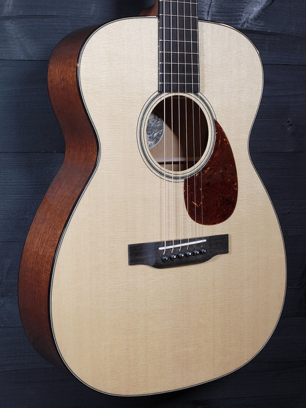 Pre-Owned Collings 001 VN 14-Fret Mahogany / Spruce Acoustic Guitar