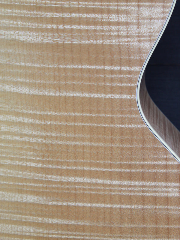 Collings Guitars SJ Maple Small Jumbo Acoustic Guitar