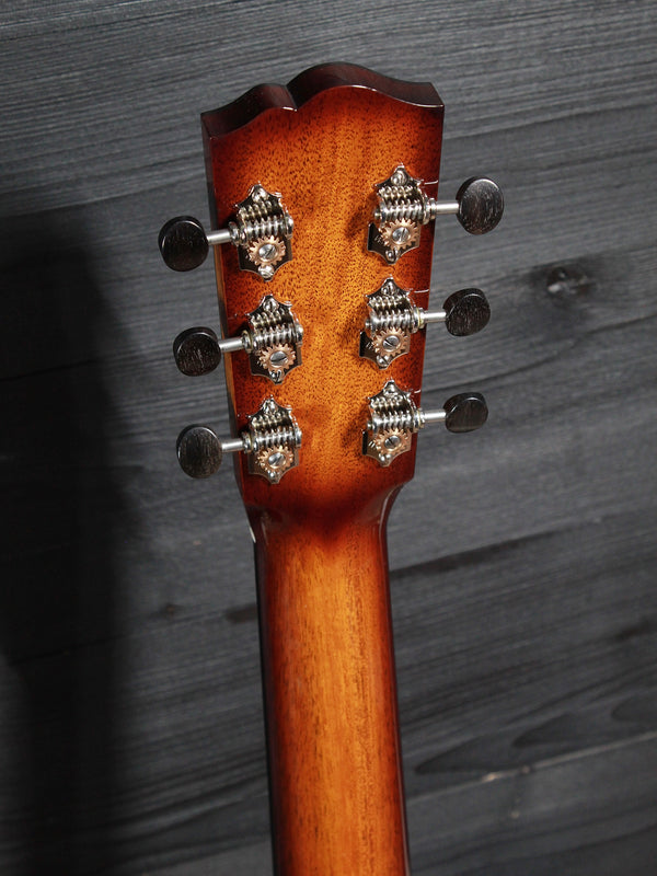 Custom Santa Cruz 00-1929 Style 12-Fret all-solid mahogany acoustic guitar with shaded Edgeburst Back view of tuners with vintage style tuners