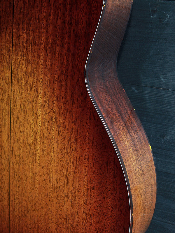 Custom Santa Cruz 00-1929 Style 12-Fret all-solid mahogany acoustic guitar with shaded Edgeburst Back and sides