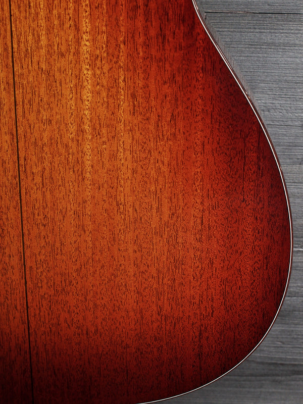 Custom Santa Cruz 00-1929 Style 12-Fret all-solid mahogany acoustic guitar with shaded Edgeburst Back lower bout