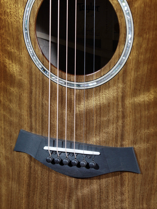 Pre-Owned Taylor Custom Grand Auditorium Figured Walnut Acoustic-Electric Guitar | Shaded Edgeburst | ES2 Electronics