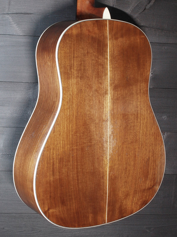 Eastman E22SS/v-SB Walnut / Adirondack Slope Shoulder Dread Antique Varnish