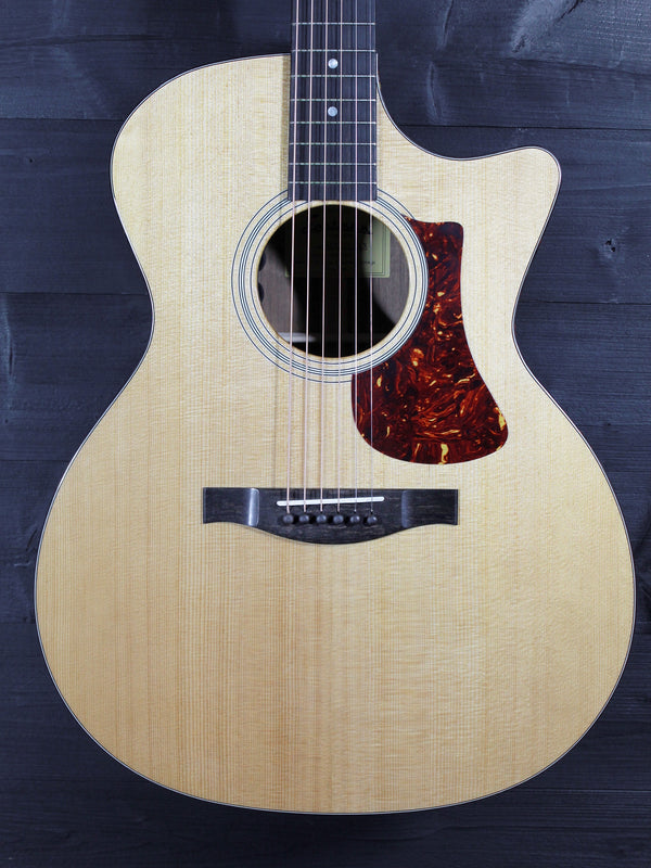 Eastman AC222CE Deluxe all solid acoustic electric guitar front view