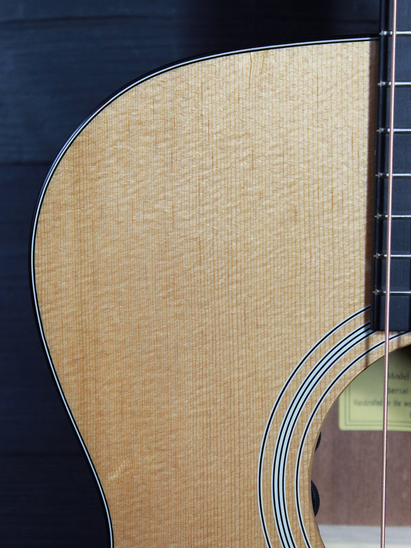 Eastman Guitar E1 OM-DLX Solid Sapele / Thermo-Cured Spruce  w/Fishman Presys Electronics