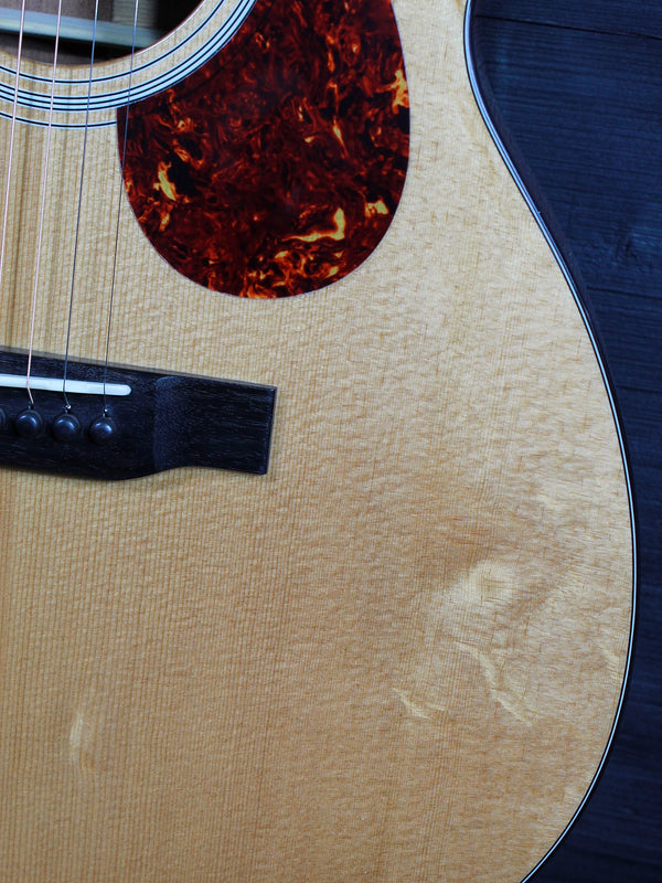 Eastman Guitar E1 OM-DLX Solid Sapele / Thermo-Cured Spruce  w/Fishman Presys Electronics
