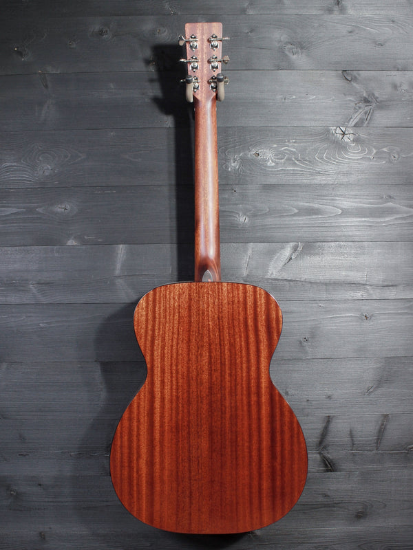 Eastman Guitar E1 OM-DLX Solid Sapele / Thermo-Cured Spruce  w/Fishman Presys Electronics