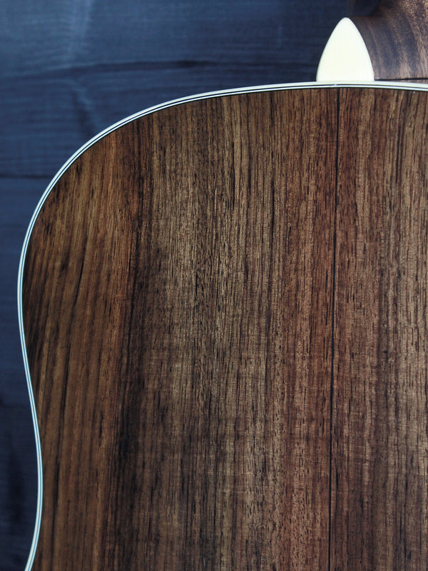 Eastman E20 SS Thermo-Cure Sunburst – Solid Adirondack/Rosewood Slope Shoulder Dreadnought