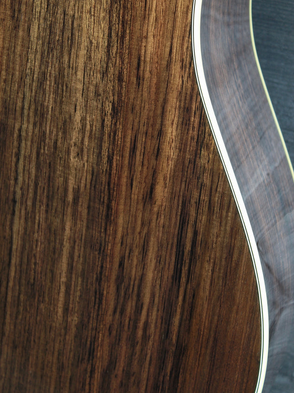 Eastman E20 SS Thermo-Cure Sunburst – Solid Adirondack/Rosewood Slope Shoulder Dreadnought