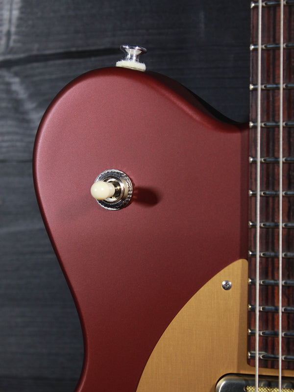 Eastman FullerTone Offset ’62 Solidbody Electric Guitar – Dakota Red