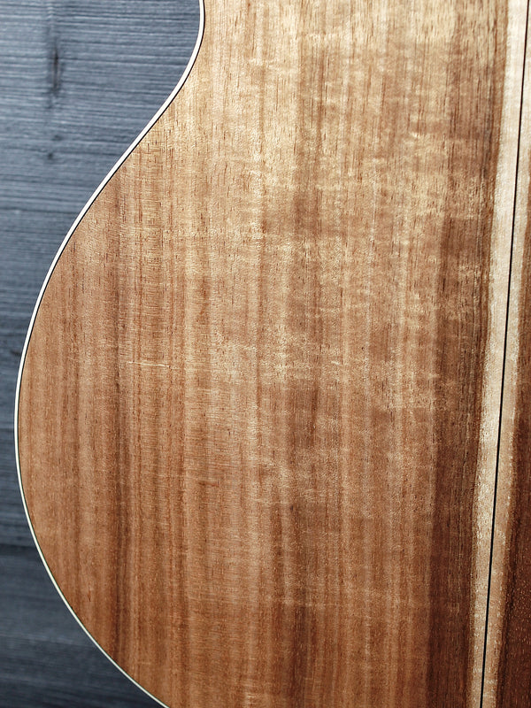 Eastman AC422ce-Koa-LTD Solid Koa / Spruce Auditorium Acoustic-Electric Guitar