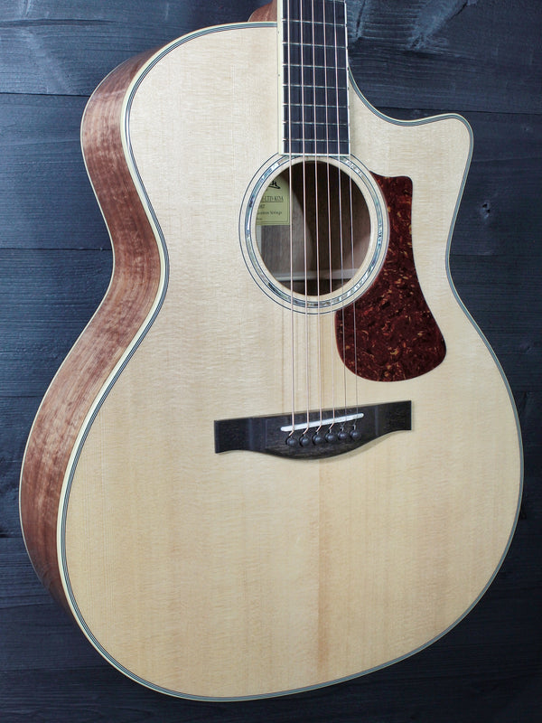 Eastman AC422ce-Koa-LTD Solid Koa / Spruce Auditorium Acoustic-Electric Guitar