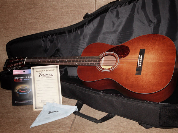 Eastman Guitars E1P Classic Parlor Size 12-Fret Solid Wood Acoustic