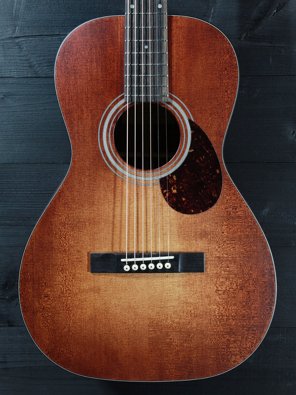 Eastman Guitars E1P Classic Parlor Size 12-Fret Solid Wood Acoustic