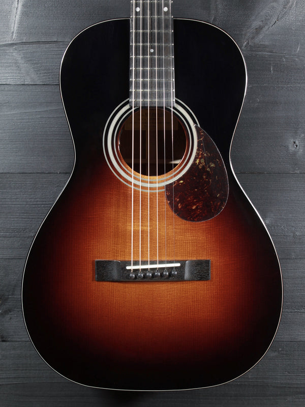 Eastman Guitars E1P-DLX-SB Parlor Size 12-Fret Solid Wood Acoustic-Electric