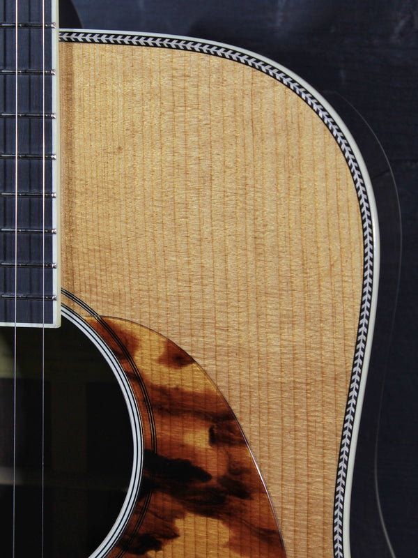 Eastman Guitars E20D-TC-LSH Rosewood / Adi Dreadnought Large Sound Hole Acoustic