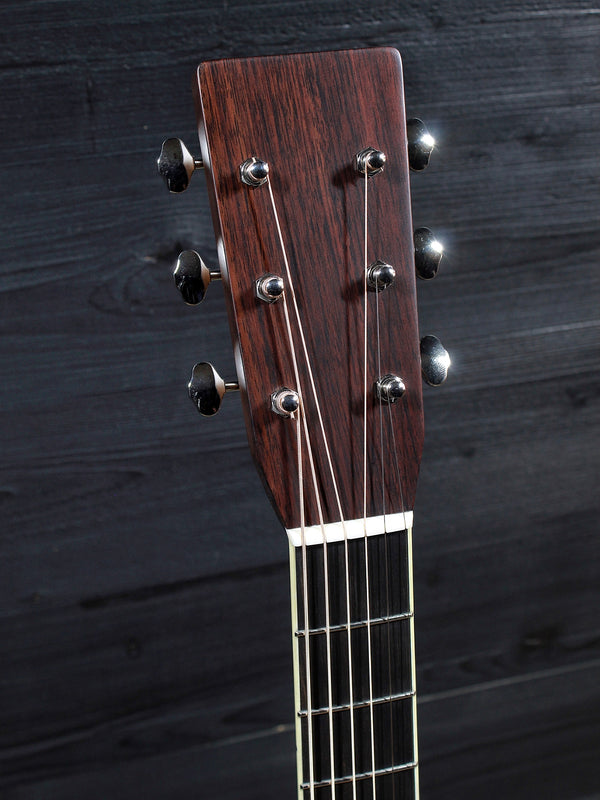 Eastman Guitars E20D-TC-LSH Rosewood / Adi Dreadnought Large Sound Hole Acoustic