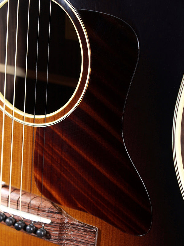 Eastman E20SS-TC Sunburst Rosewood Slope-Shoulder Dreadnought Acoustic Guitar