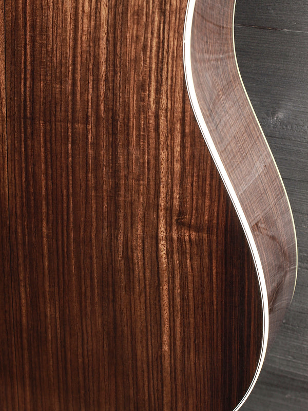 Eastman E20SS-TC Sunburst Rosewood Slope-Shoulder Dreadnought Acoustic Guitar