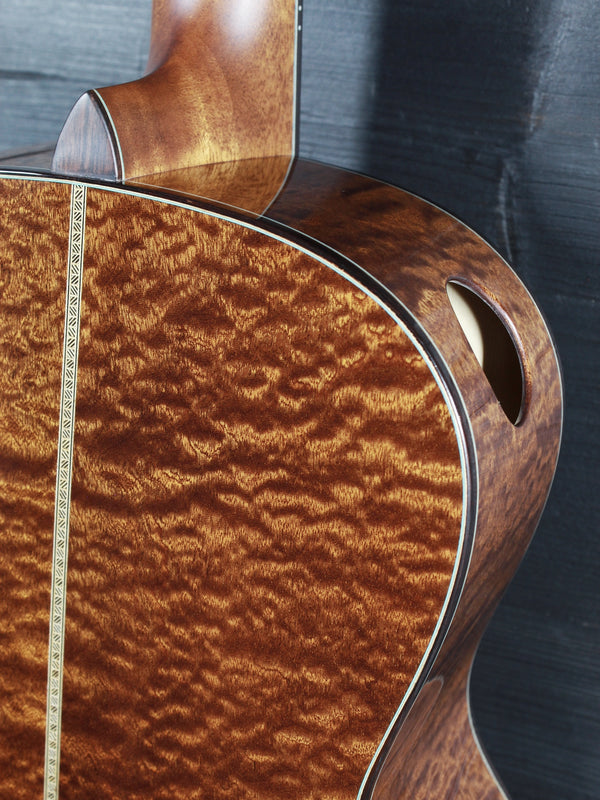 Eastman Luthier Series L-00SS-QS Solid Quilted Sapele / Euro Spruce Acoustic Guitar