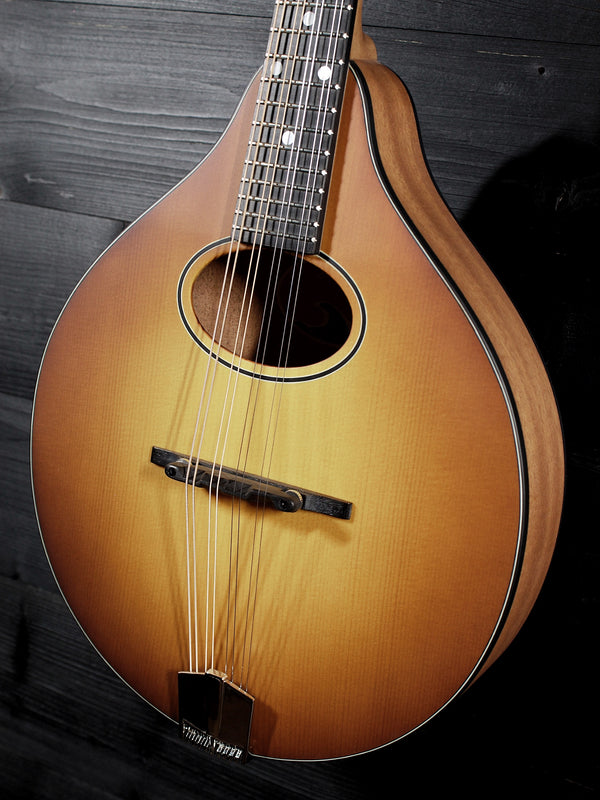 Eastman PCH-M104-GB A-Style Flattop Oval Hole Mandolin - Goldburst