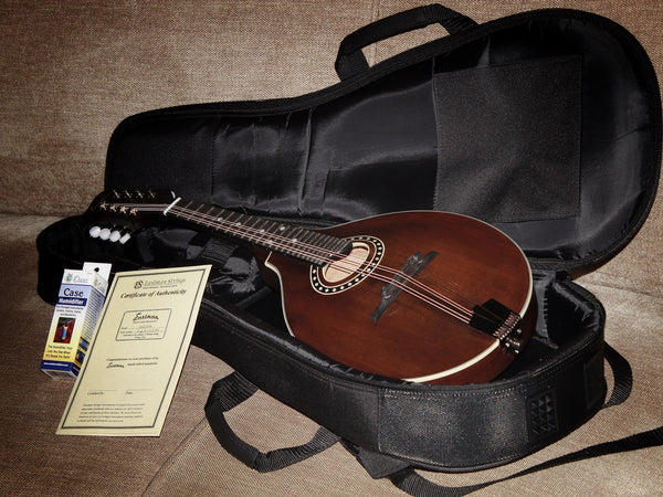Eastman MD304 Classic A-Style Mandolin w/ Oval Hole Hand-Crafted Solid Wood