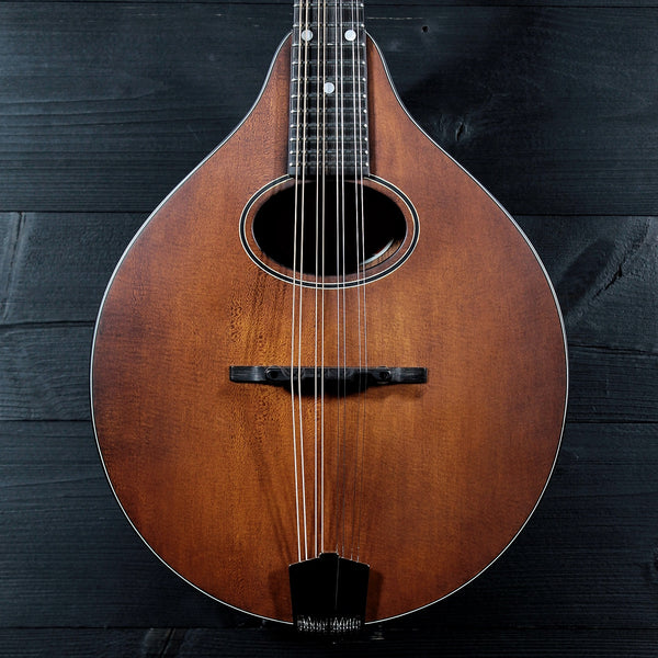 Eastman PCH-M104 Classic A-Style Flattop Oval Hole Mandolin