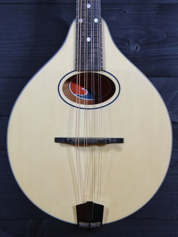 Eastman PCH-M104 Nat A-Style Flattop Oval Hole Mandolin - Natural