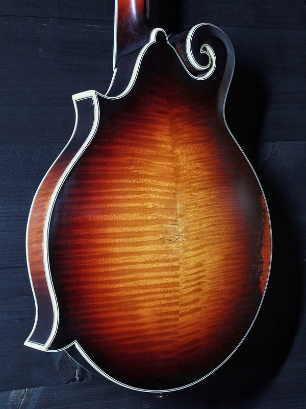Eastman MD815/v Adirondack/Flamed Maple F-Style Mandolin Antique Varnish