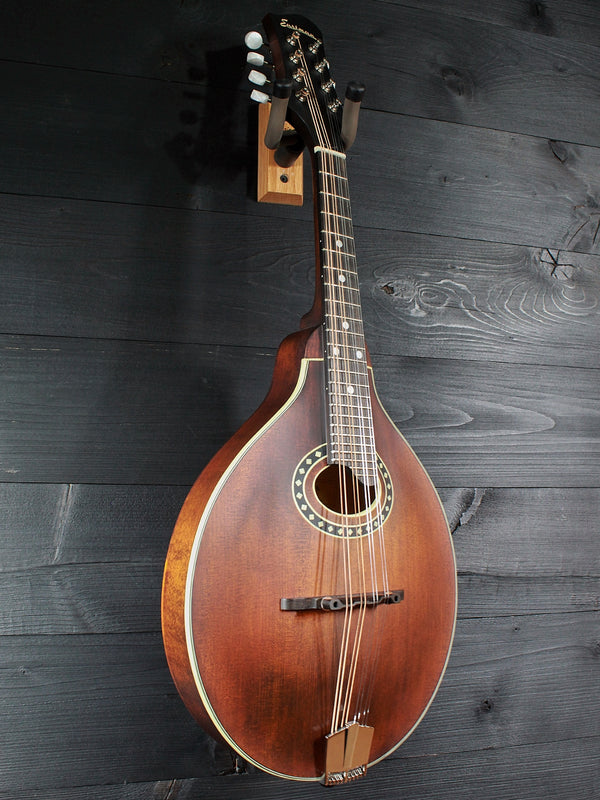 Eastman MD304 Classic A-Style Mandolin w/ Oval Hole Hand-Crafted Solid Wood