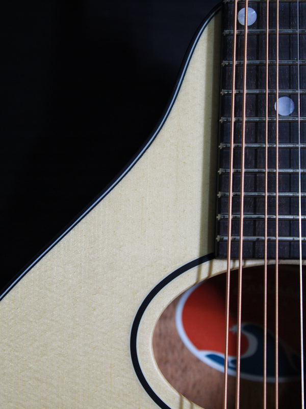 Eastman PCH-M104 Nat A-Style Flattop Oval Hole Mandolin - Natural